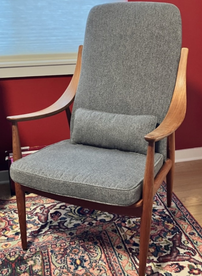 Gray Chair 2_Optimized